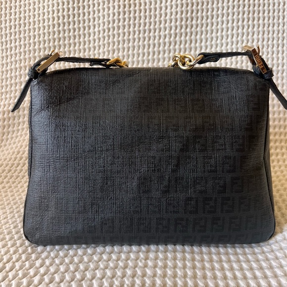 Fendi Mamma - Picture 5 of 14